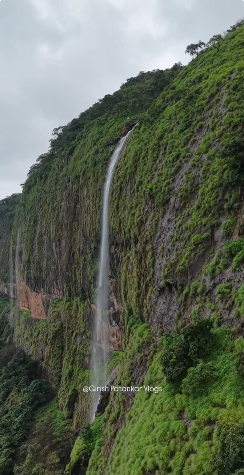 Secret Waterfall 450 Feet Rappelling